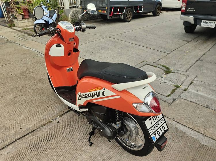 🛵ยังไงก็ขาย SCOOPY-i ปี 61 เครื่องดี สีสวย สตาร์ทมือ เล่มชุดโอนครบ+เปลี่ยนถ่ายน้ำมันเครื่องฟรี ส่งฟรี30 ก.ม รูปที่ 5