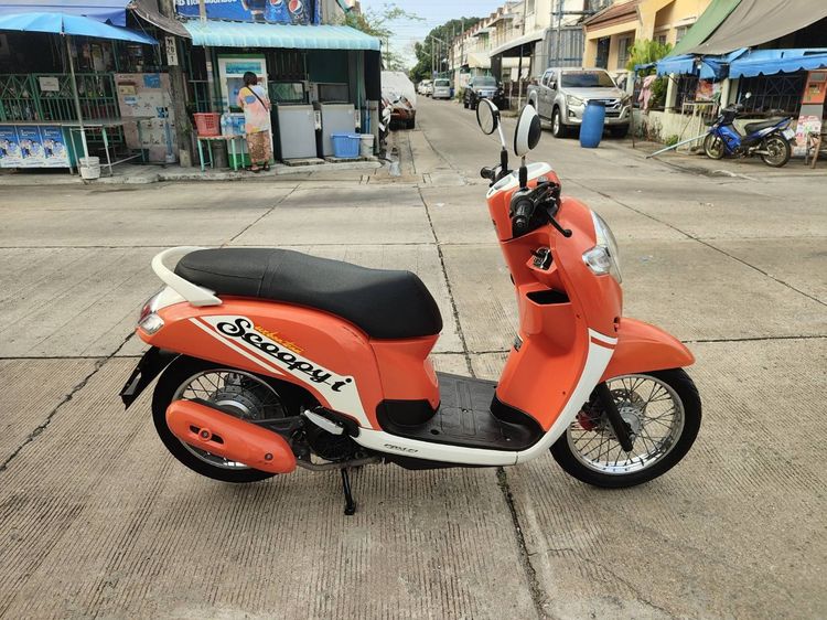 🛵ยังไงก็ขาย SCOOPY-i ปี 61 เครื่องดี สีสวย สตาร์ทมือ เล่มชุดโอนครบ+เปลี่ยนถ่ายน้ำมันเครื่องฟรี ส่งฟรี30 ก.ม รูปที่ 2