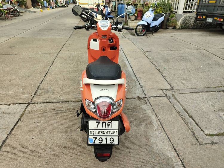 🛵ยังไงก็ขาย SCOOPY-i ปี 61 เครื่องดี สีสวย สตาร์ทมือ เล่มชุดโอนครบ+เปลี่ยนถ่ายน้ำมันเครื่องฟรี ส่งฟรี30 ก.ม รูปที่ 4