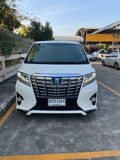 รถ Toyota Alphard 2.5 Hybrid SR C-Package E-Four 4WD สี ขาว