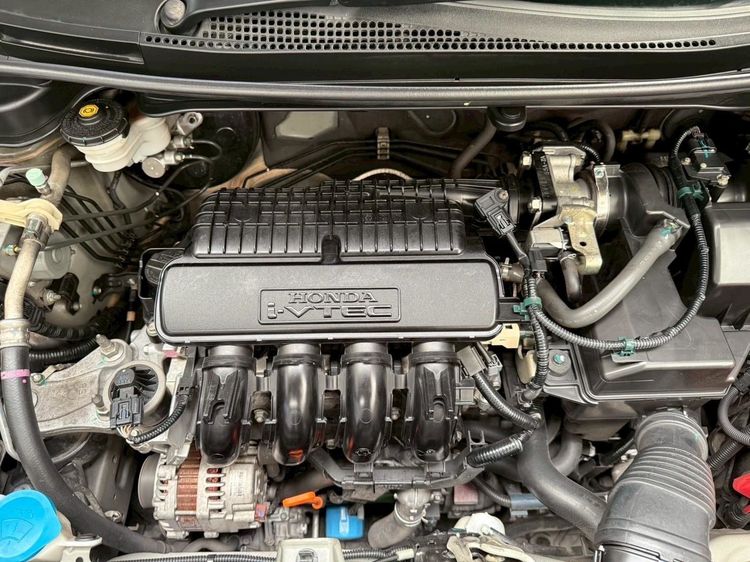 Honda Jazz 2018 1.5 S Sedan เบนซิน ไม่ติดแก๊ส เกียร์อัตโนมัติ ดำ รูปที่ 4