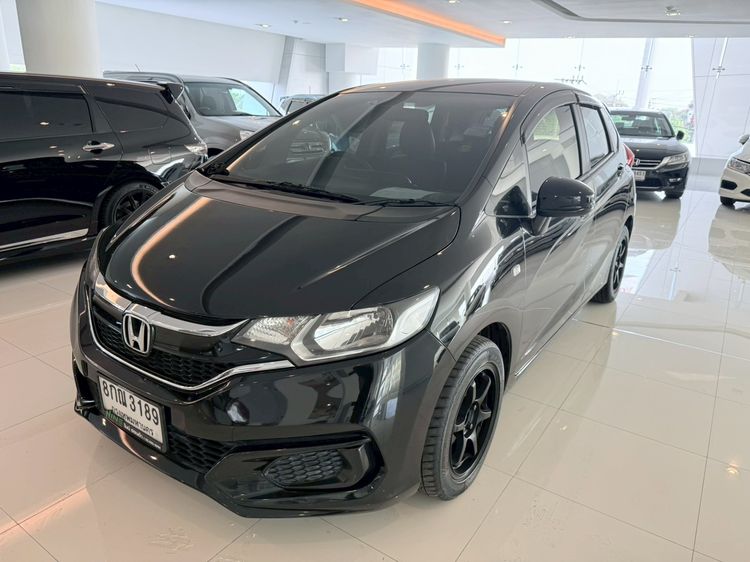 รถ Honda Jazz 1.5 S สี ดำ