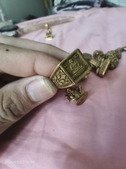 พระกริ่งและรูปหล่อหลวงพ่อ14องค์(ตามรูป)แถมแหวนหลวงปู่ดู่ 100 ปี รูปที่ 13