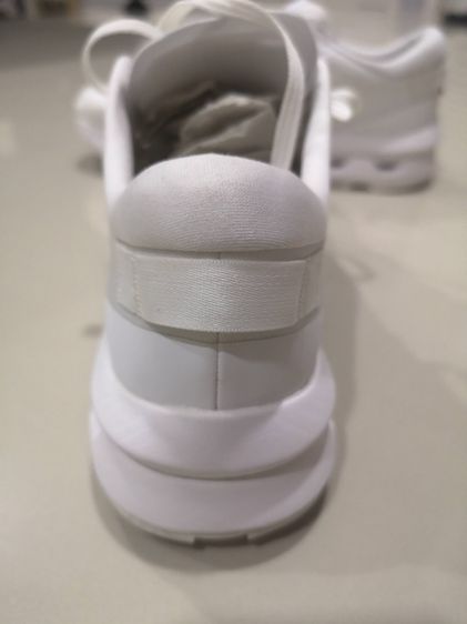 ขายรองเท้า on cloud รุ่น cloudzone (มือสอง)  แท้ รูปที่ 7