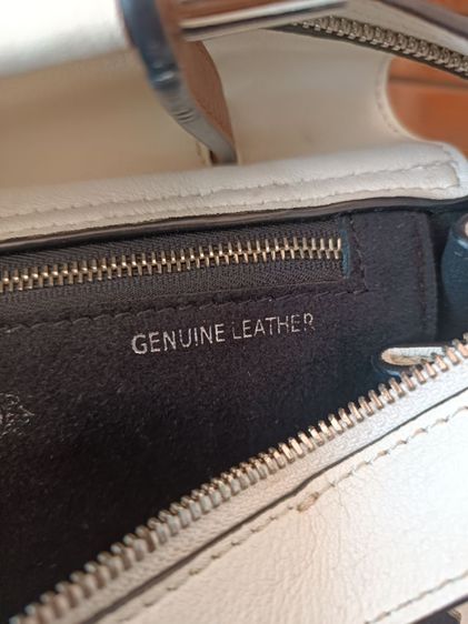 กระเป๋าแบรนด์ TOD'S มือสองของแท้น่ารักมาก รูปที่ 13