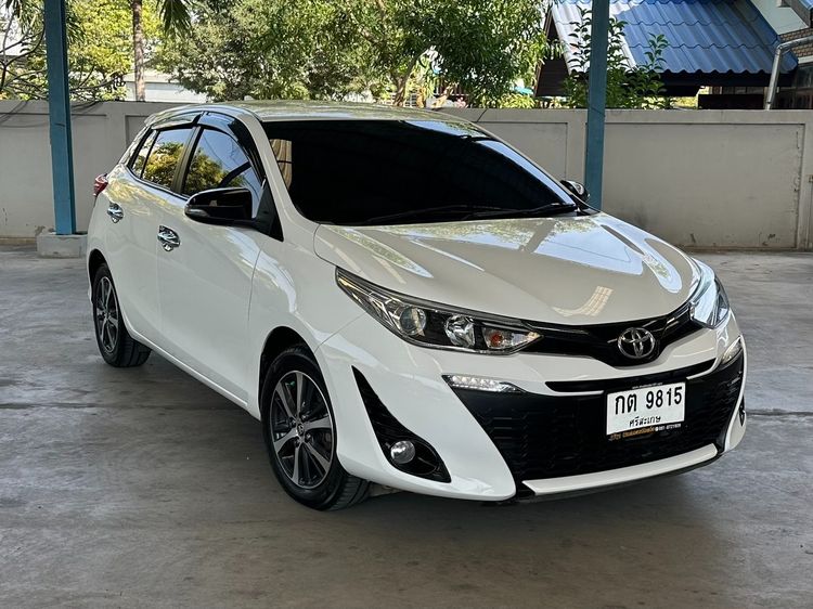 Toyota Yaris 2018 1.2 G Plus Sedan เบนซิน ไม่ติดแก๊ส เกียร์อัตโนมัติ ขาว รูปที่ 3