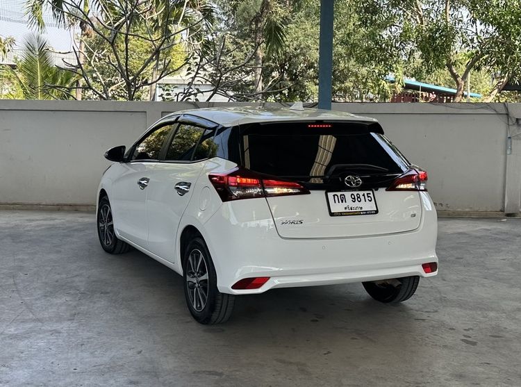 Toyota Yaris 2018 1.2 G Plus Sedan เบนซิน ไม่ติดแก๊ส เกียร์อัตโนมัติ ขาว รูปที่ 4