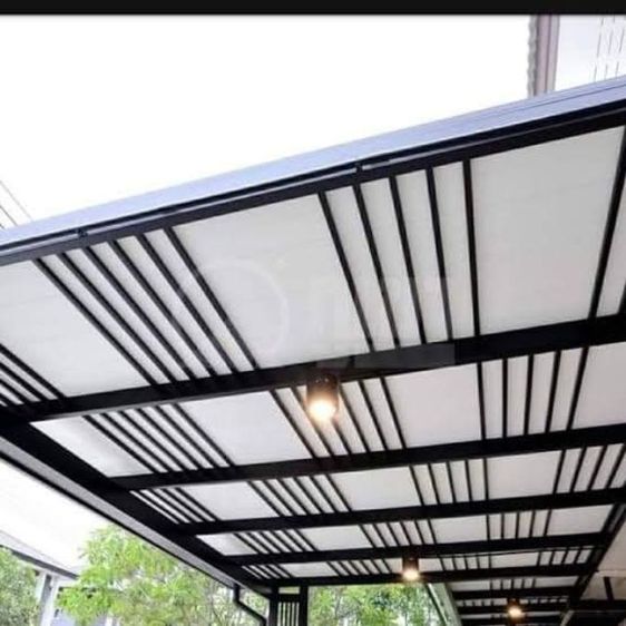 แผ่นหลังคาไวนิล