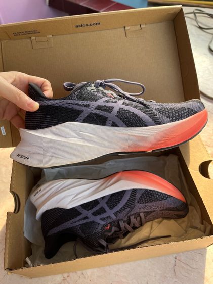 รองเท้าผ้าใบ ASICS รูปที่ 9