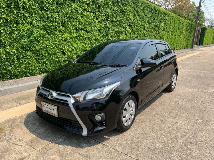  2017 TOYOTA YARIS 1.2 E มือเดียวออกห้าง ไมล์น้อยมาก