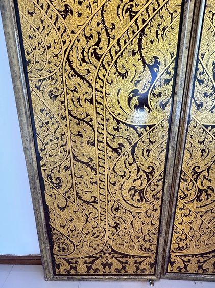 ประตู บานพับ ลวดลายไทยบนไม้อัด ปิดแผ่นอคีลิคใส โครงประตูไม้จริง (แบบที่ 2 ลายไทย 2 ด้าน)  รูปที่ 5