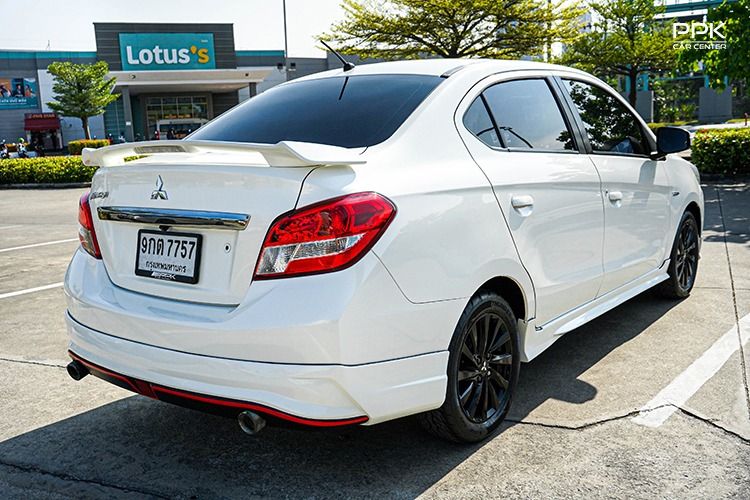 Mitsubishi Attrage 2019 1.2 GLS LTD Sedan เบนซิน ไม่ติดแก๊ส เกียร์อัตโนมัติ ขาว รูปที่ 4