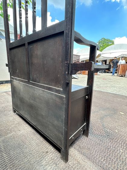 เก้าอี้ไม้หลังสูง สไตล์วินเทจ พิงหลังติดบานกระจกเงา ด้านข้างติดตะขอเหล็ก โครงขาไม้จริง สีน้ำตาล รูปที่ 6