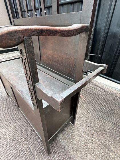 เก้าอี้ไม้หลังสูง สไตล์วินเทจ พิงหลังติดบานกระจกเงา ด้านข้างติดตะขอเหล็ก โครงขาไม้จริง สีน้ำตาล รูปที่ 11