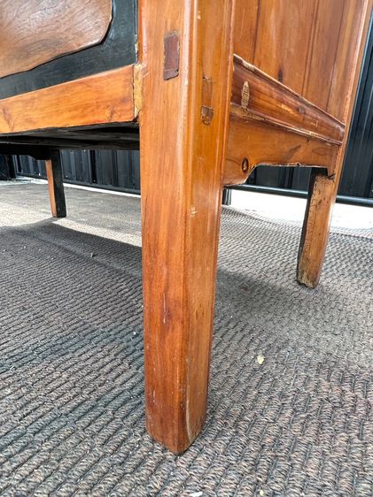 ตู้เก็บของสไตล์วินเทจ 4 บานเปิด ด้านในมี 4 ลิ้นชัก โครงขาไม้จริงทั้งตัวสีน้ำตาล หน้าบานมีลายดิกไม้สไตล์จีน รูปที่ 12