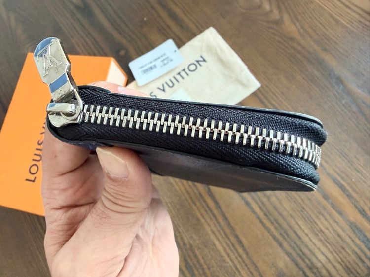 Louis Vuitton Zippy wallet รูปที่ 17