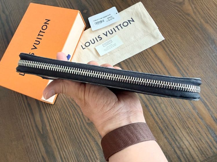 Louis Vuitton Zippy wallet รูปที่ 16