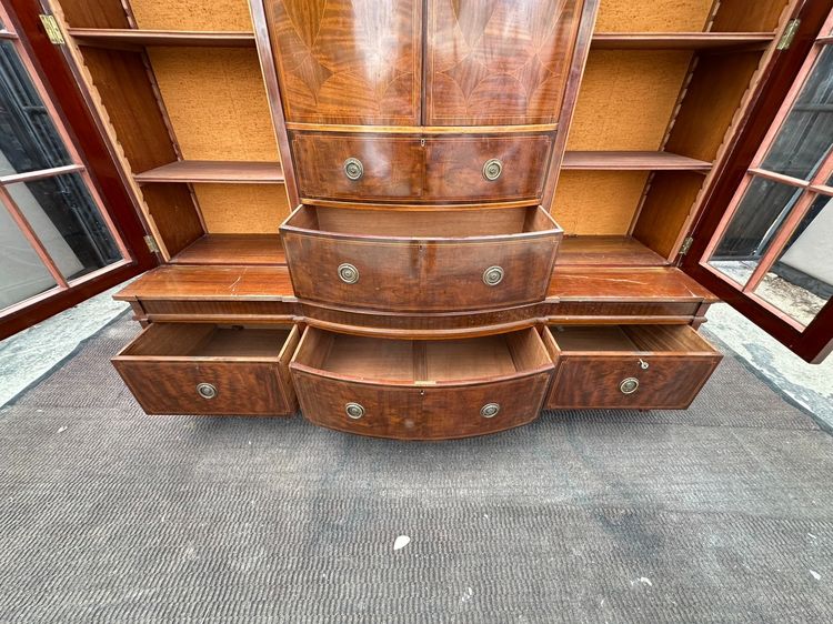 ตู้โชว์ สไตล์วินเทจ 2 บานเปิดกระจก 2 บานเปิดทึบ 5 ลิ้นชัก ชั้นปรับระดับได้ โครงฐานไม้จริงผสมไม้อัด แยกบน-ล่างได้ รูปที่ 13