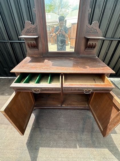 โต๊ะเครื่องแป้ง ไม้โอ็ค สไตล์วินเทจ 2 ชั้นวาง 2 ลิ้นชัก 2 บานเปิด มือจับทองเหลือง ขากลึงกลม  รูปที่ 15