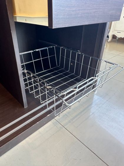 ตู้เสื้อผ้า 2 บานเลื่อน หน้าบานกระจกเงา แบรนด์ KONCEPT   รูปที่ 15