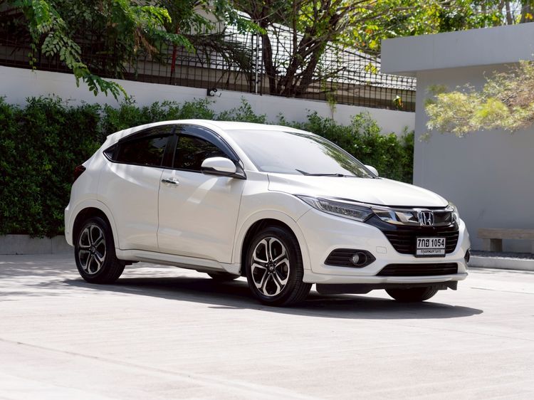 รถ Honda HR-V 1.8 EL สี ขาว