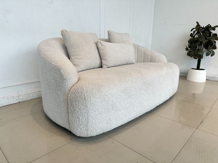 โซฟา สไตล์โมเดิร์น เบาะผ้าสีครีม รูปที่ 3