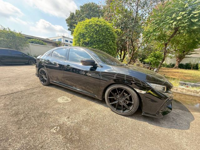 Honda Civic 2018 1.5 Turbo Sedan เบนซิน ไม่ติดแก๊ส เกียร์อัตโนมัติ ดำ รูปที่ 3