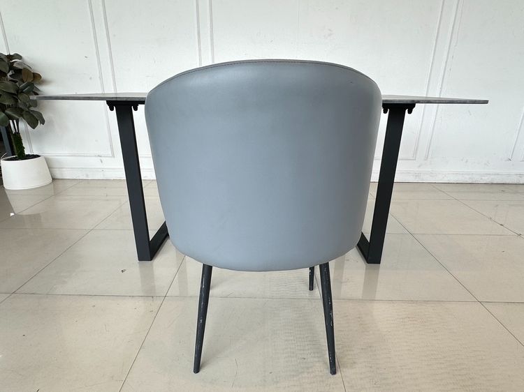 ชุดโต๊ะทานอาหาร 4 ที่นั่ง ท็อปหินสีดำ โครงขาเหล็ก พร้อมเก้าอี้ รูปที่ 12