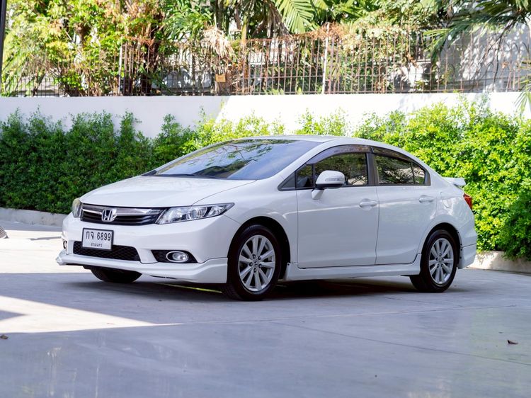 Honda Civic 2012 1.8 E i-VTEC Sedan เบนซิน ไม่ติดแก๊ส เกียร์อัตโนมัติ ขาว รูปที่ 3