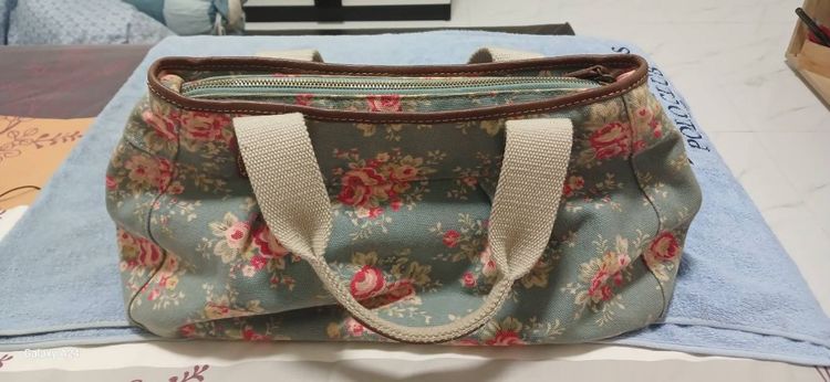 กระเป๋า