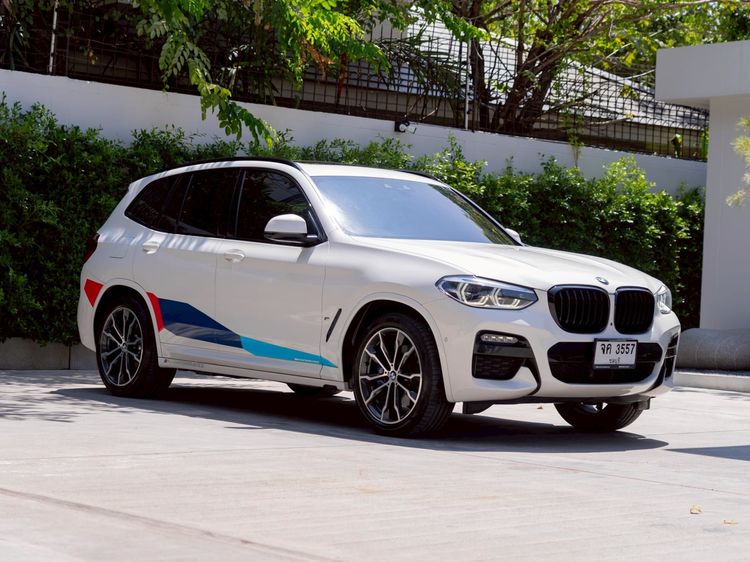 รถ BMW X3 2.0 xDrive30e M Sport 4WD สี ขาว