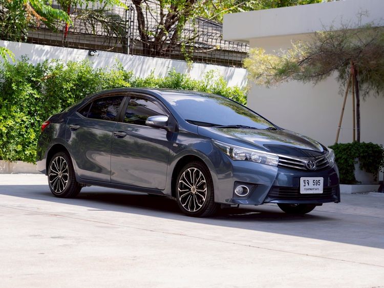 Toyota Altis 2015 1.6 G Sedan เบนซิน ไม่ติดแก๊ส เกียร์อัตโนมัติ เทา