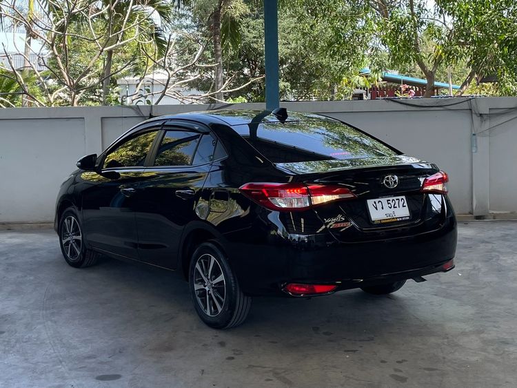 Toyota Yaris ATIV 2019 1.2 Mid Sedan เบนซิน ไม่ติดแก๊ส เกียร์อัตโนมัติ ดำ รูปที่ 2