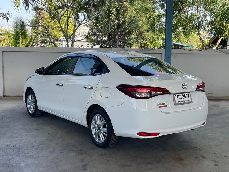 Toyota Yaris ATIV 2018 1.2 S Sedan เบนซิน ไม่ติดแก๊ส เกียร์อัตโนมัติ ขาว รูปที่ 4