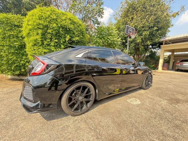 Honda Civic 2018 1.5 Turbo Sedan เบนซิน ไม่ติดแก๊ส เกียร์อัตโนมัติ ดำ รูปที่ 2