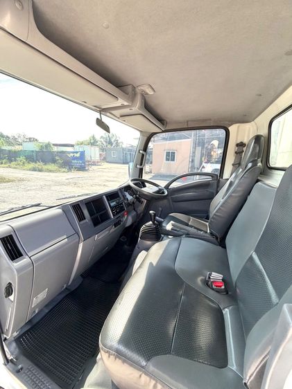 รถ ISUZU NLR 130 แรง ปี 2560 รถห้างแท้(4 ล้อไม่ติดเวลา) ตู้แห้ง ยาว 3.30 กว้าง1.85 ม.  รูปที่ 10
