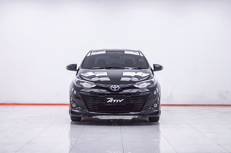 Toyota Yaris ATIV 2019 1.2 S Sedan เบนซิน ไม่ติดแก๊ส เกียร์อัตโนมัติ ดำ รูปที่ 4