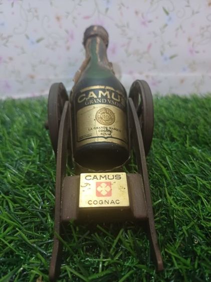 ที่วางโชว์ปืนใหญ่