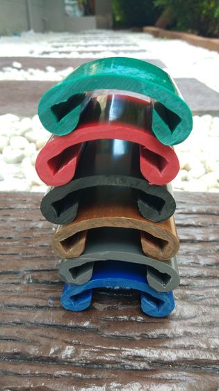 ยางหุ้มราวบันไดพีวีซี รูปที่ 3