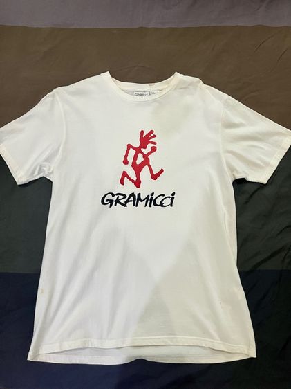 เสื้อยืด