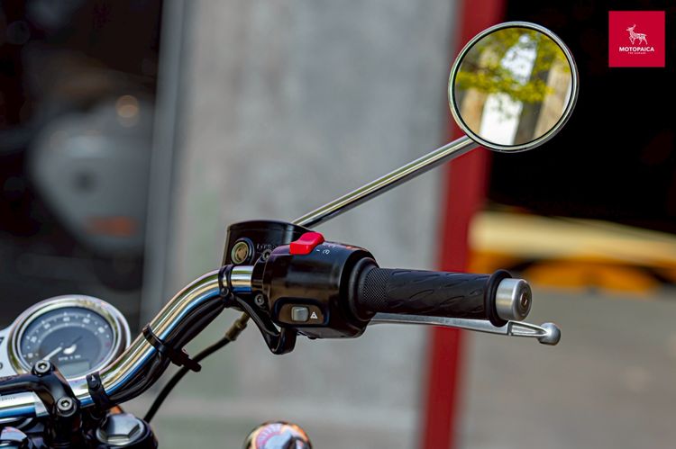 Triumph Bonneville T100 ปี2017 สีขาวฟ้าหายาก วิ่งน้อย 6,000km. รูปที่ 12