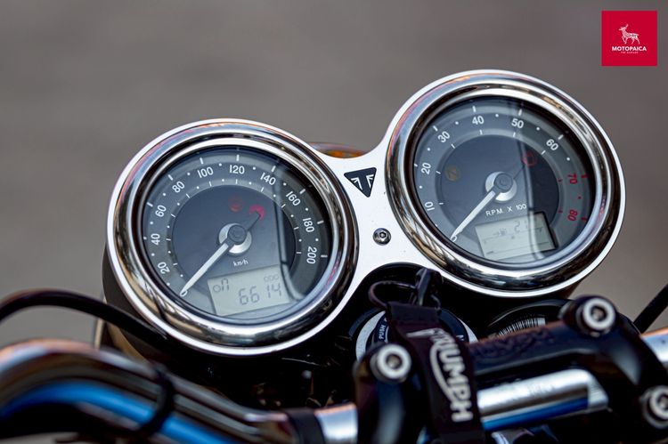 Triumph Bonneville T100 ปี2017 สีขาวฟ้าหายาก วิ่งน้อย 6,000km. รูปที่ 5