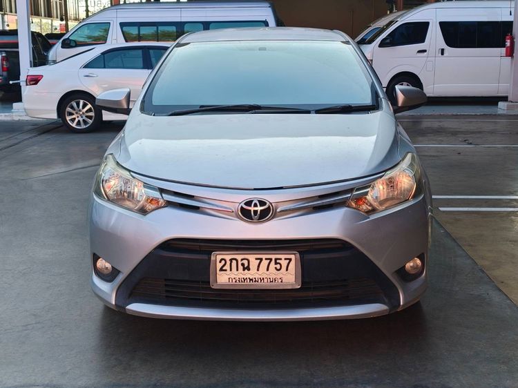 Toyota Vios 2013 1.5 E Sedan เบนซิน ไม่ติดแก๊ส เกียร์อัตโนมัติ เทา รูปที่ 3