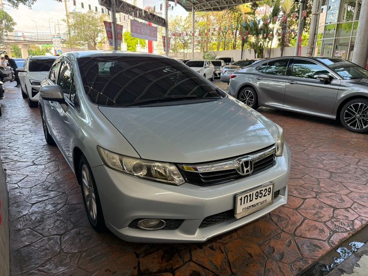 Honda Civic 2012 1.8 E i-VTEC Sedan เบนซิน ไม่ติดแก๊ส เกียร์อัตโนมัติ เทา รูปที่ 2