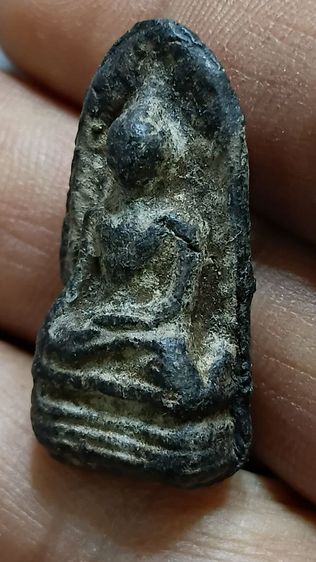 พระรอดหลวงพ่อกวยพิมพ์เล็ก ยุคต้นปี 2500 รูปที่ 4