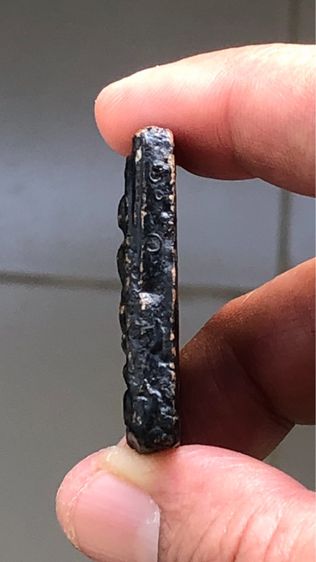 พระสมเด็จวัดระฆัง พิมพ์ใหญ่ลงรักดำ รูปที่ 3