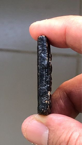 พระสมเด็จวัดระฆัง พิมพ์ใหญ่ลงรักดำ รูปที่ 4