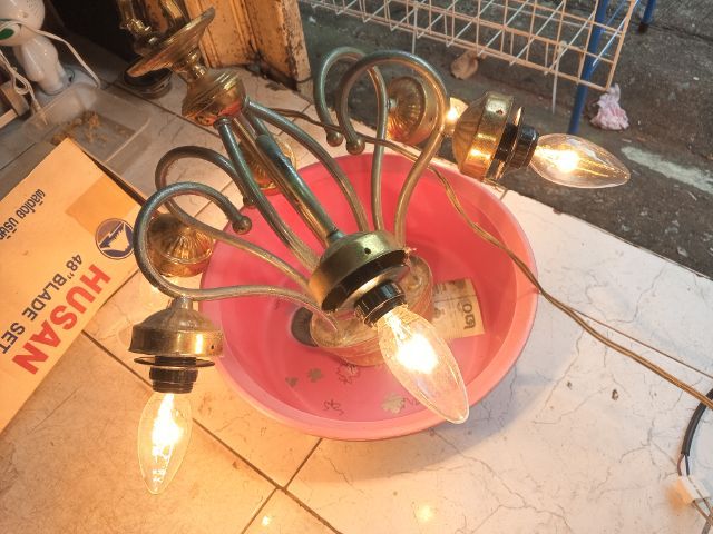 โคมไฟแขวน เก่าเก็บ รูปที่ 3