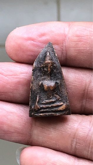 พระผงสุพรรณ พิมพ์หน้าแก่