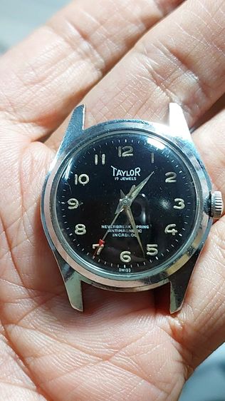 นาฬิกาข้อมือวินเทจ